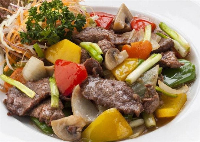 14 рецептів соковитою і мякою яловичини в духовці