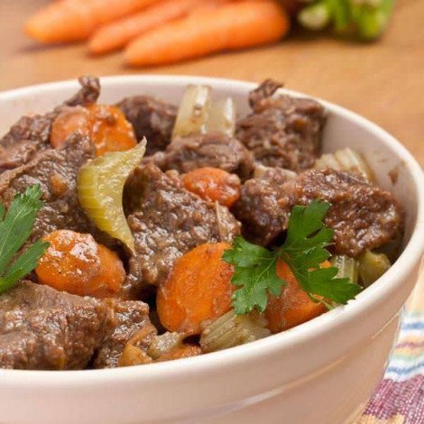 14 рецептів соковитою і мякою яловичини в духовці