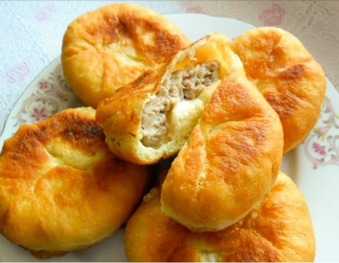 Беляши с мясом — Очень вкусные домашние рецепты на сковороде