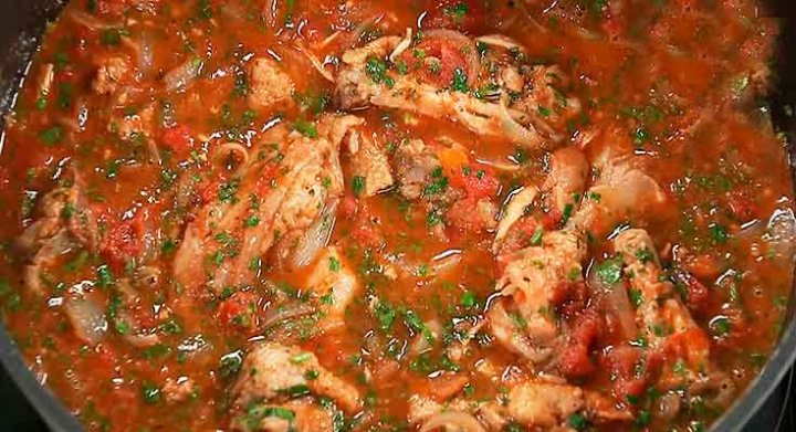 Чахохбілі з курки у мультиварці