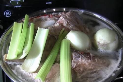 Холодець зі свинячих вух