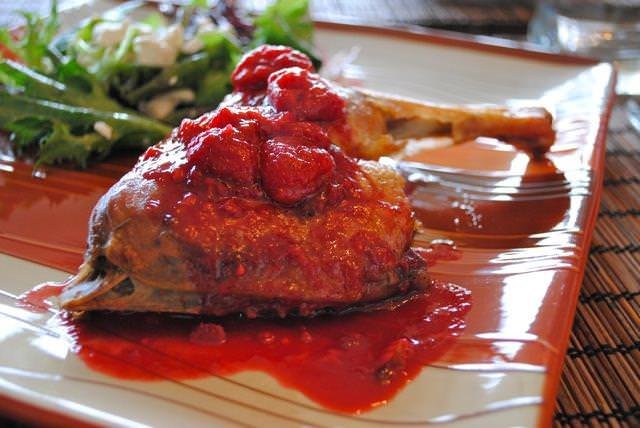 Качині ніжки рецепти приготування: 10 смачних страв