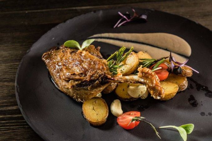 Качині ніжки рецепти приготування: 10 смачних страв