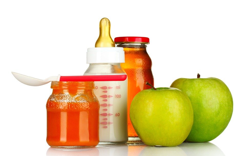 Корисні продукти для малюків: якісне дитяче харчування та напої