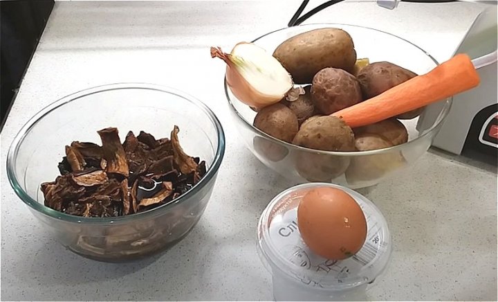 Картопляні котлети: 7 покрокових рецептів