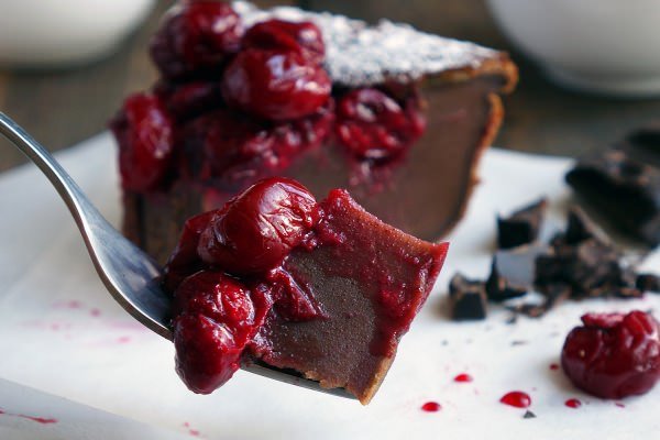 Клафуті з вишнею – 7 рецептів, як спекти французький пиріг