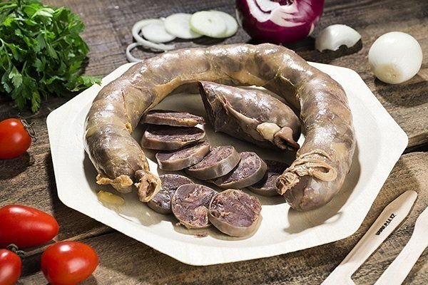 Ковбаса з конини: як називається у різних народів, 4 рецепта приготування ковбаси в домашніх умовах