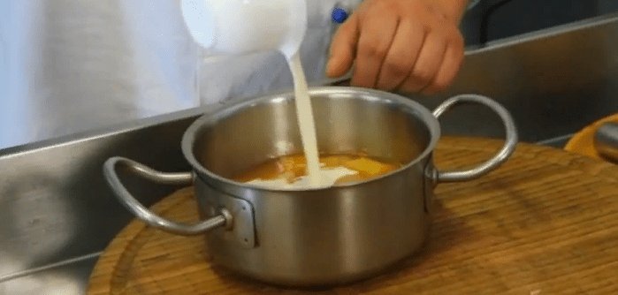 Крем суп из тыквы - пошаговый рецепт со сливками и курицей в мультиварке, приготовление с кабачком и сыром