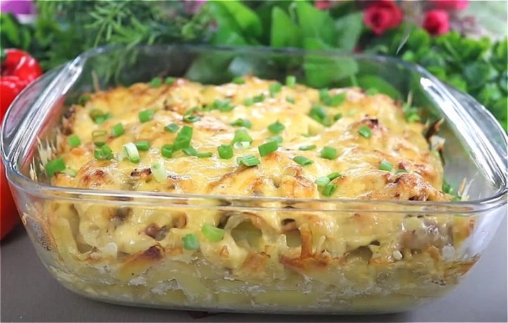 Курка з картоплею в духовці - найсмачніші рецепти