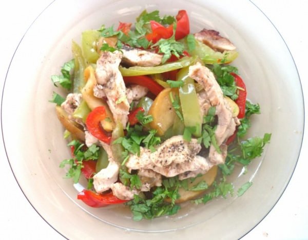 Куряча грудка з овочами – 5 рецептів, як смачно приготувати курку