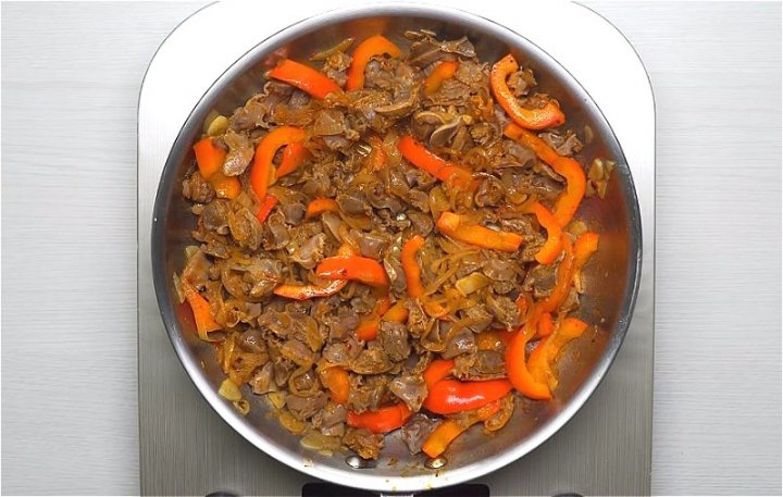 Курячі шлунки - рецепти приготування в сковороді