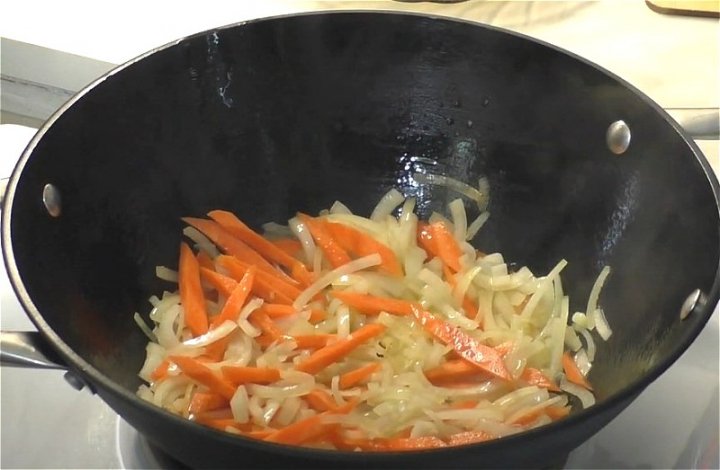 Курячі шлунки - рецепти приготування в сковороді