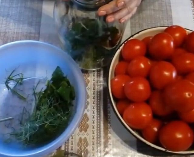 Маринованные помидоры на зиму: Рецепты очень вкусных и сладких помидоров