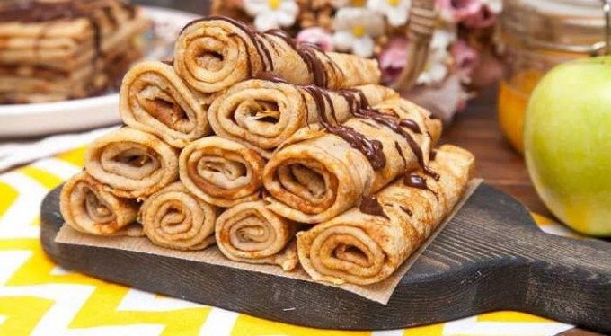 Млинці на масляну — смачні рецепти