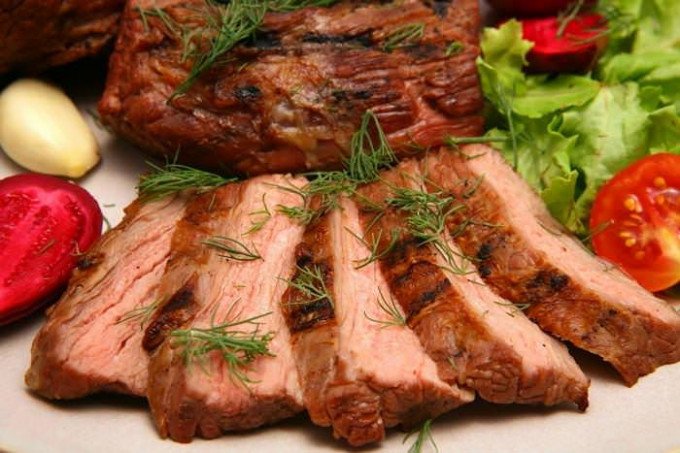 Мясні страви на великдень — смачні рецепти приготування