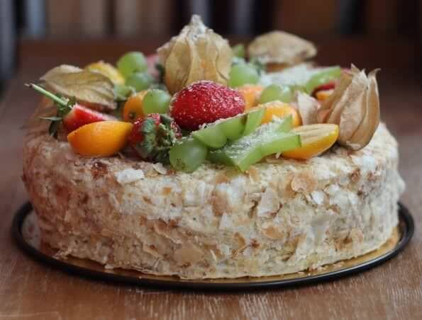 Найсмачніший листковий торт — 9 відмінних рецептів!