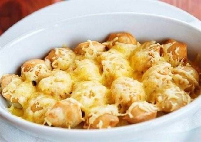 Пельмені в духовці: 8 дивовижних рецептів