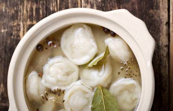 Пельмені в горщиках: 9 дивовижних страв