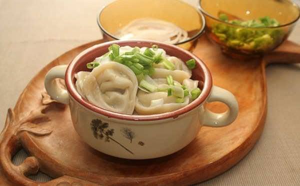 Пельмені в горщиках: 9 дивовижних страв