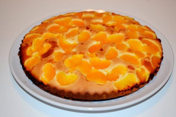 Пиріг з мандаринами – 6 дуже смачних рецептів