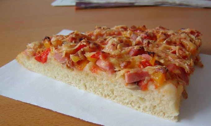 Пишне тісто для піци: 7 головних рецептів