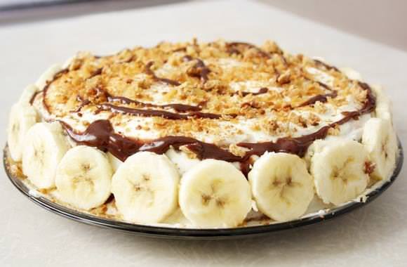 Повітряний банановий торт — 12 неперевершених рецептів!