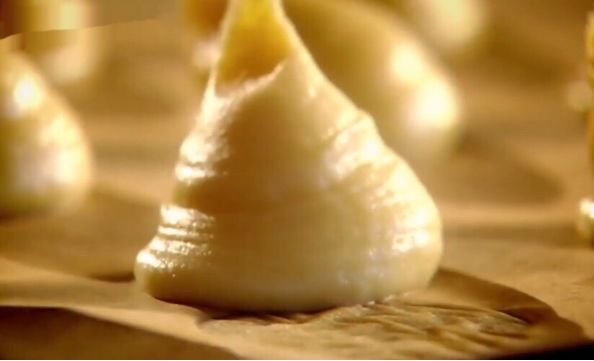 Профитроли в домашних условиях — 10 пошаговых рецептов с разной начинкой 