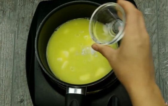 Профитроли в домашних условиях — 10 пошаговых рецептов с разной начинкой 