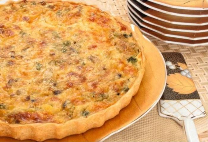 Піца в мультиварці: 7 простих рецептів