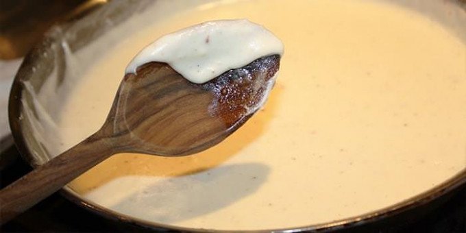 Підлива для котлет — 7 кращих рецептів!