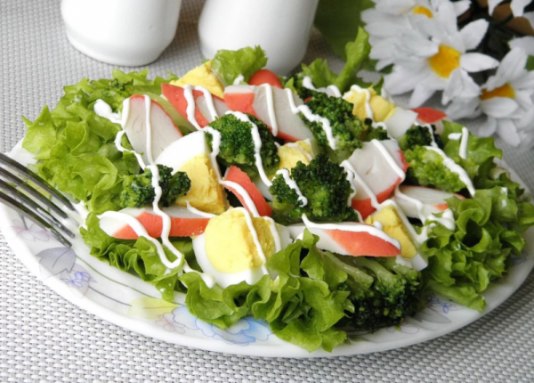 Салат з брокколі – 8 смачних рецептів приготування