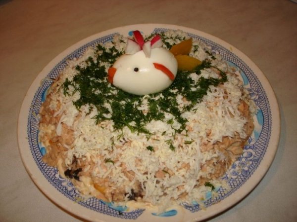 Салат з горбушею – 7 смачних рецептів приготування