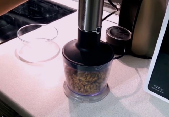 Салат с копченой курицей и ананасами - 9 очень вкусных классических  рецептов 