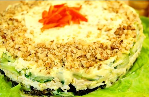 Салат с копченой курицей и ананасами - 9 очень вкусных классических  рецептов 