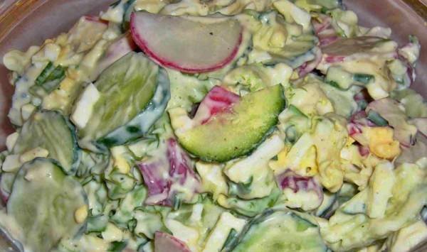 Салат з огірком і яйцем – 7 смачних рецептів