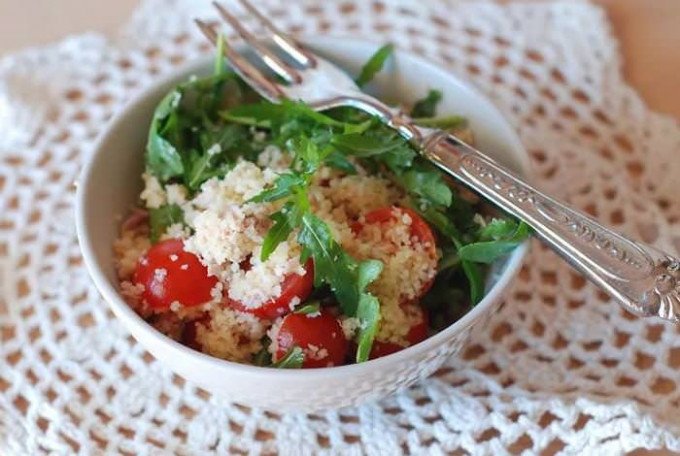 Салат з руколою і тунцем — корисні рецепти