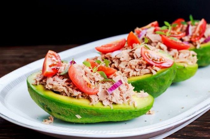 Салат з руколою і тунцем — корисні рецепти