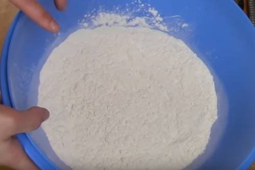 Самса домашняя из слоеного теста с мясом или фаршем. 5 пошаговых рецептов приготовления