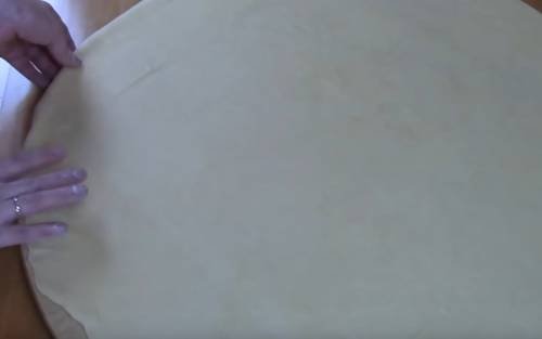 Самса домашняя из слоеного теста с мясом или фаршем. 5 пошаговых рецептов приготовления