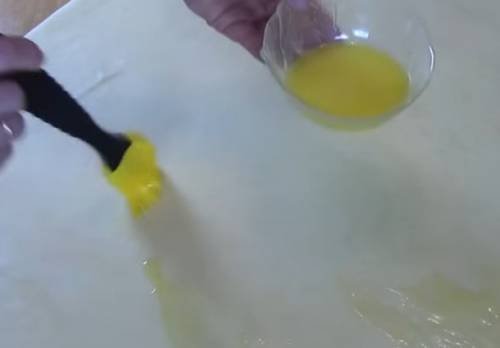 Самса домашняя из слоеного теста с мясом или фаршем. 5 пошаговых рецептов приготовления