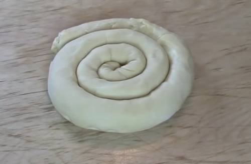 Самса домашняя из слоеного теста с мясом или фаршем. 5 пошаговых рецептов приготовления