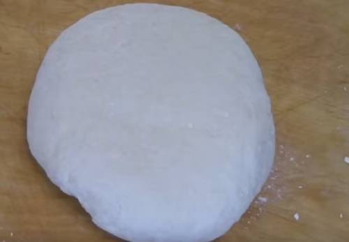 Самса домашняя из слоеного теста с мясом или фаршем. 5 пошаговых рецептов приготовления