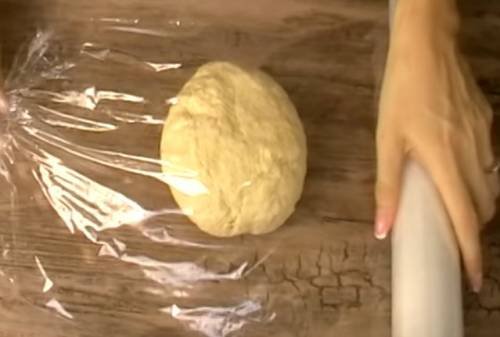 Самса домашняя из слоеного теста с мясом или фаршем. 5 пошаговых рецептов приготовления