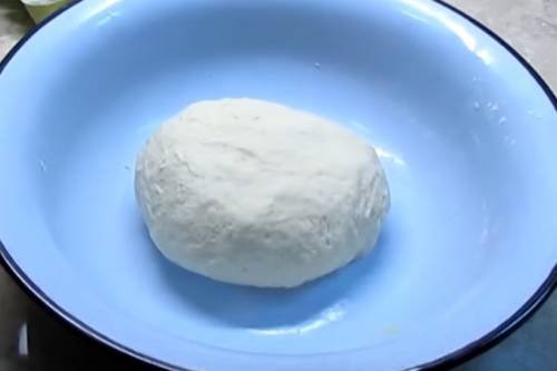 Самса домашняя из слоеного теста с мясом или фаршем. 5 пошаговых рецептов приготовления