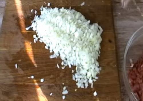 Самса домашняя из слоеного теста с мясом или фаршем. 5 пошаговых рецептов приготовления