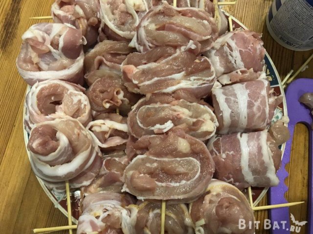 Шашлик на сковороді з курки на шпажках