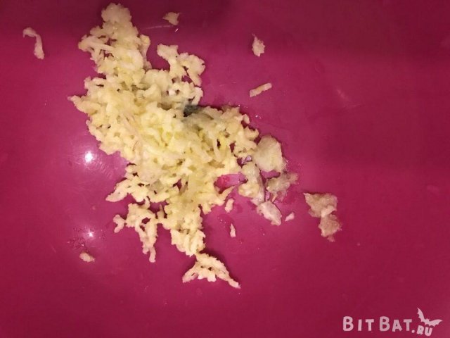 Шашлик на сковороді з курки на шпажках