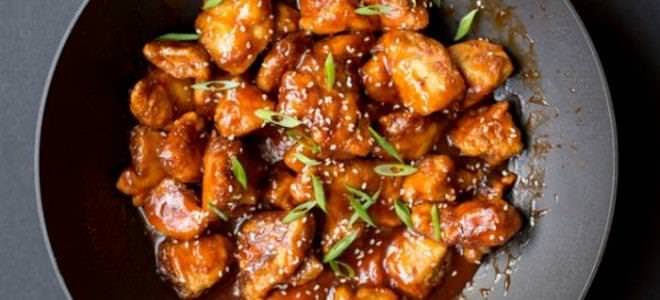 Смачна курка в кисло солодкому соусі по-пекінськи!