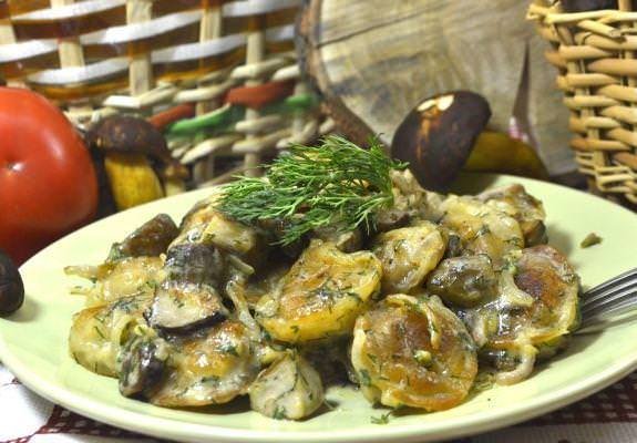 Смажені пельмені: 9 цікавих страв