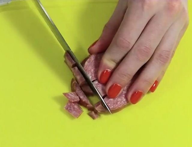 Солянка сборная мясная классическая: Пошаговый рецепт приготовления